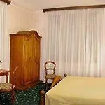 Victoria 3*