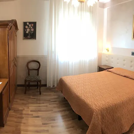 Victoria Hotel